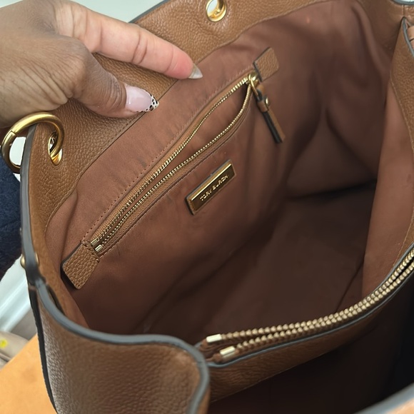 Tan Tory Burch - Picture 4 of 4